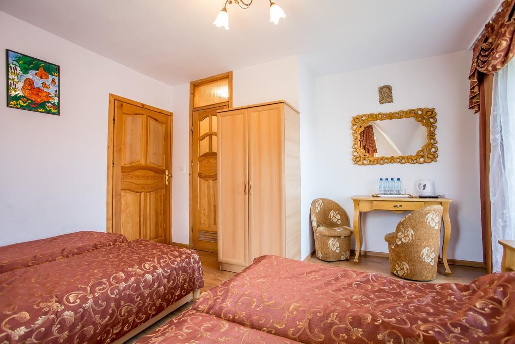 Hotel Pod Modrzewiami Zakopane Zimmer foto